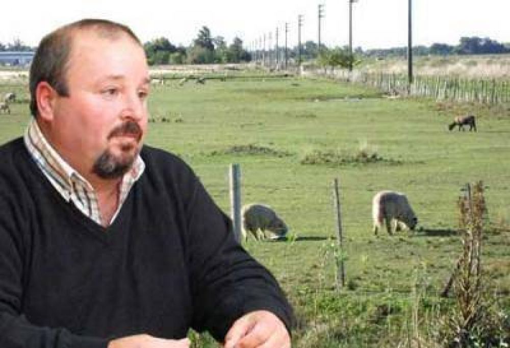 El productor lechero est� atravesando una situaci�n de quebranto