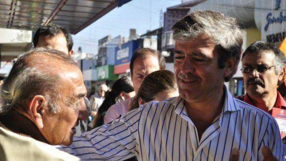 Cano denunci� que hay cientos de �oquis en las comunas rurales