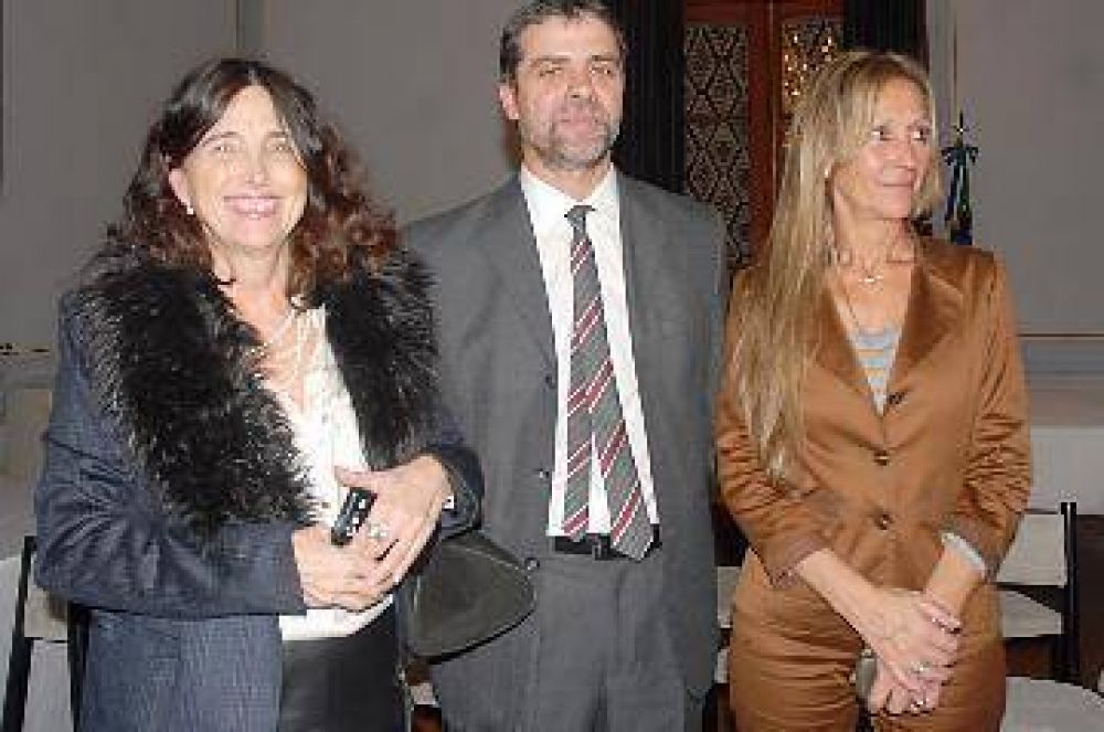 Piccinini, Zaratiegui y Apcarian se suman al STJ