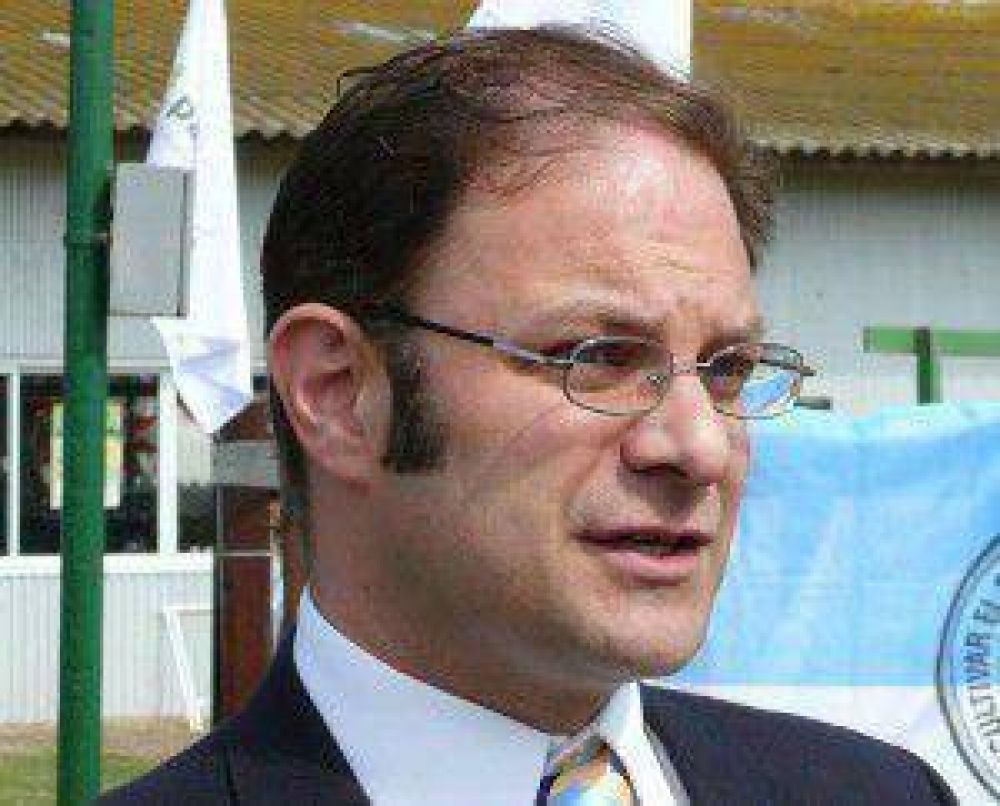 Elecciones: aclaran que P�rez Balade tom� licencia