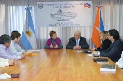 R�os saldar� parte de la deuda con los Municipios con fondos del FFFIR