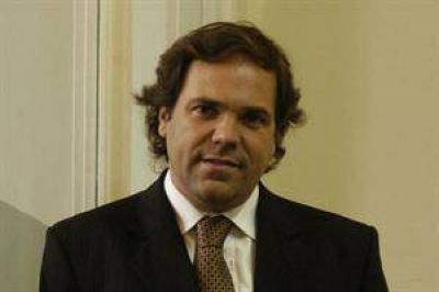 Alberto P�rez: "Massa estaba desesperado por intentar que Daniel Scioli lo acompa�e"