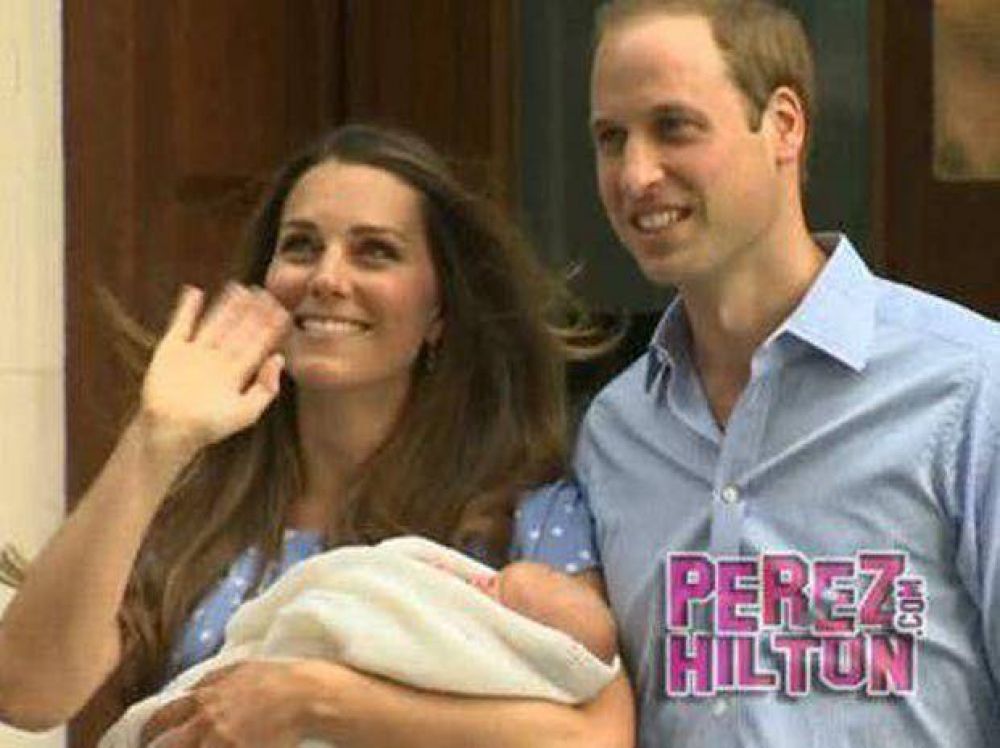 Kate Middleton y el pr�ncipe Guillermo presentaron al beb� Real