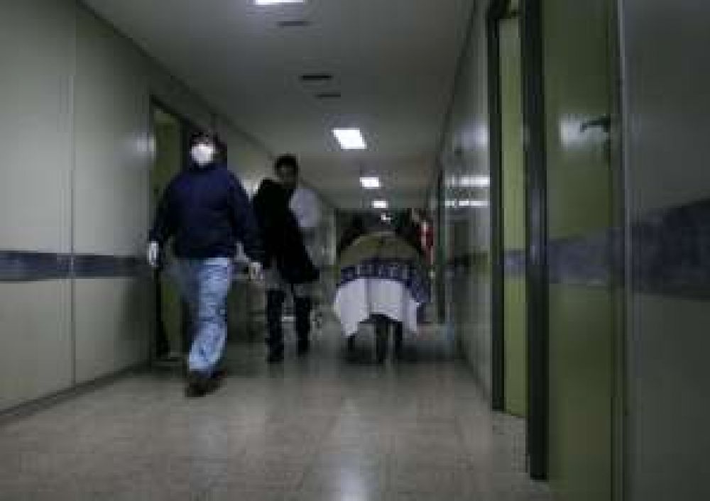 Gripe A: entre versiones, confirmaron dos muertes