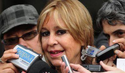 "Los cr�ditos porte�os inducen al enga�o"