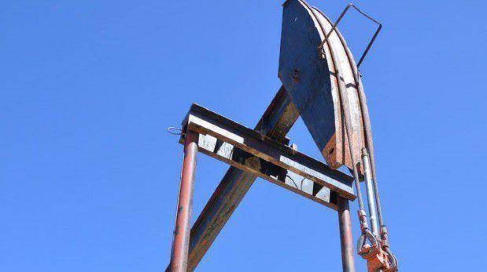 Despu�s de las cr�ticas, se pospuso la firma del contrato con Tecpetrol