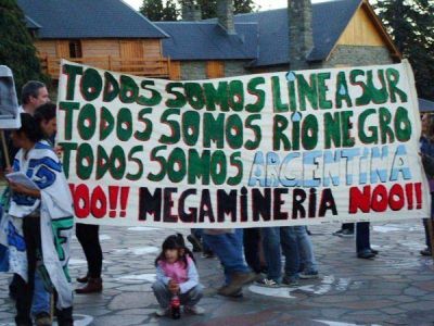 Nueva marcha contra la megaminer�a