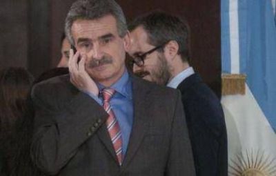 El ministro Agust�n Rossi encabezar� un acto junto a Pablo Bossio en Tandil