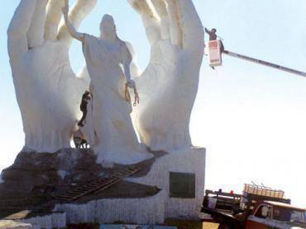 El monumento a la Rep�blica es refaccionado