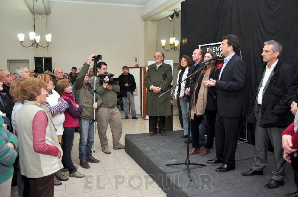 Massa inaugur� un Maternal, estuvo en el PIO y en Pueblo Nuevo