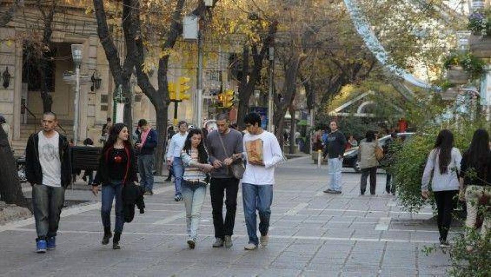 Los mendocinos, m�s desconfiados y menos participativos