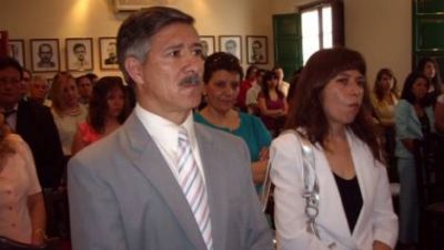 Intent� abusar sexualmente de su hija adoptiva de 14 a�os