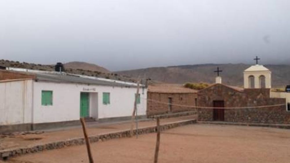 Piquete por Laguna Blanca