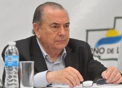 Jorge envi� proyecto para el pase de contratados