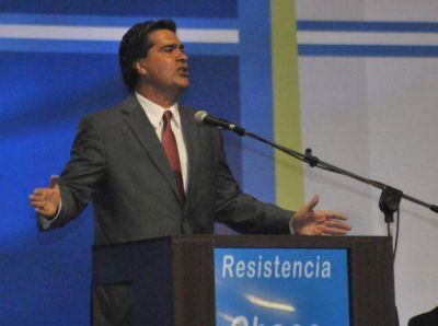 El gobierno pone condiciones para bajar las obras a la capital