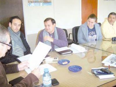 Schepens recibi� a la comisi�n de carnaval