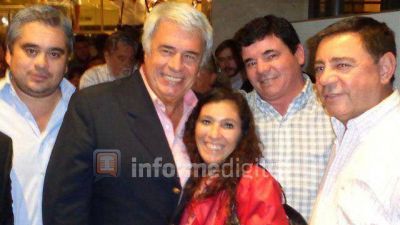 Antes de las elecciones, una concejal de Nogoy� se alej� del bustismo	 