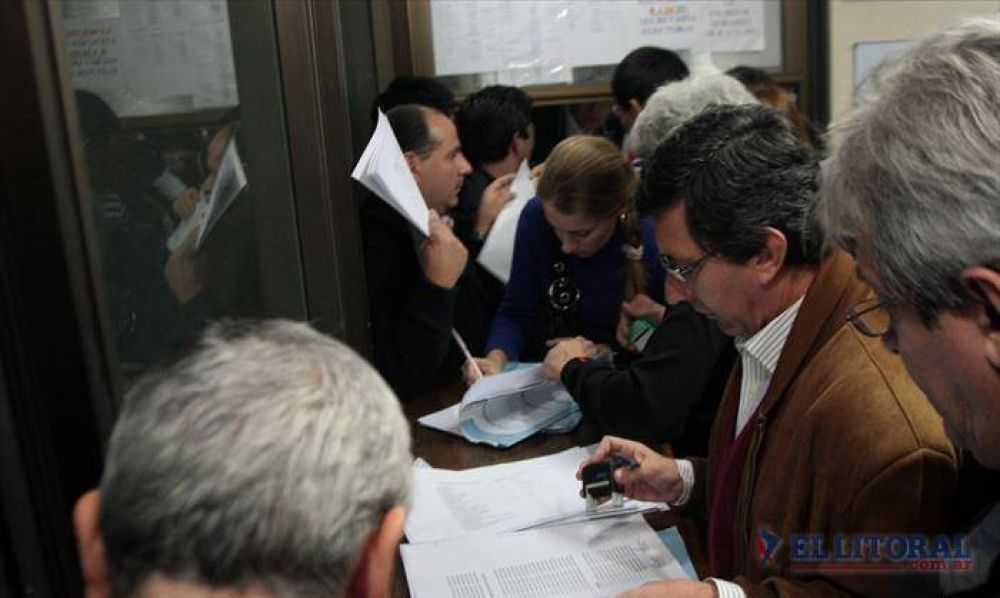 Ricardo descart� que su vice sea radical, Artaza negocia y Sussini estudia nombres