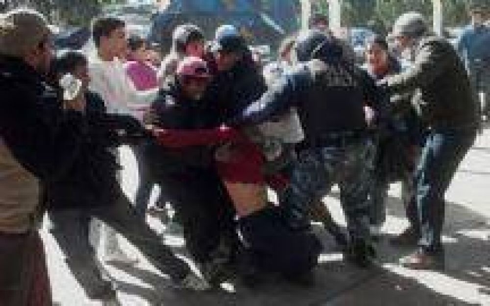 Siete detenidos luego del enfrentamiento entre Tupac Amaru e Infanter�a