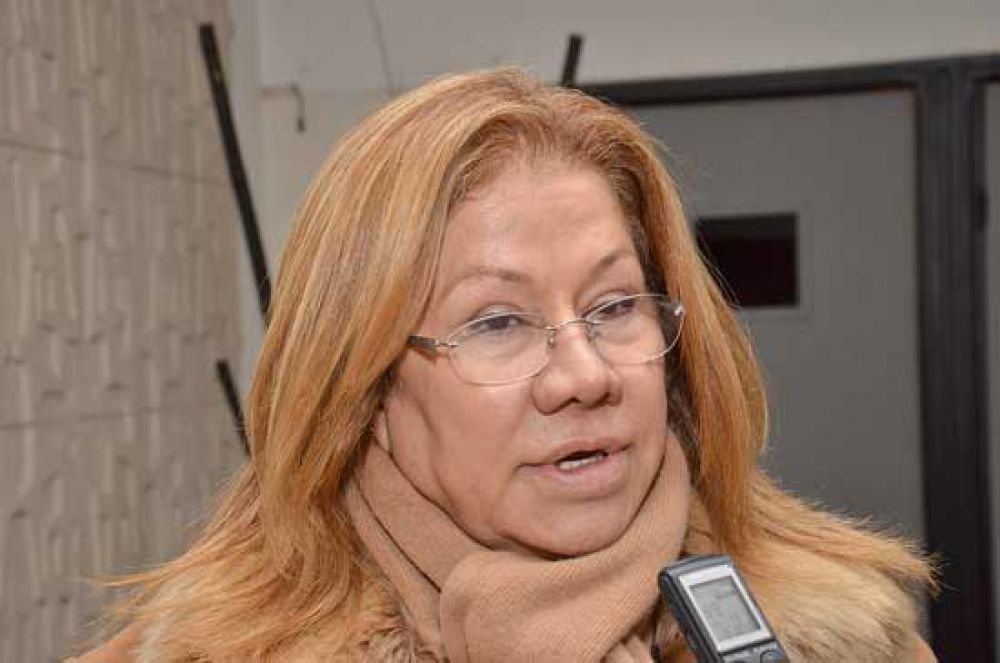 �No queremos hablar con los pol�ticos, queremos hablar con la gente�