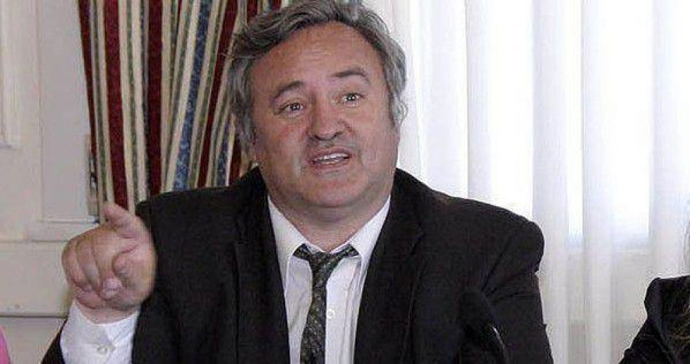 De La Torre resalt� �la importancia de que los intendentes sean gestores de los vecinos�