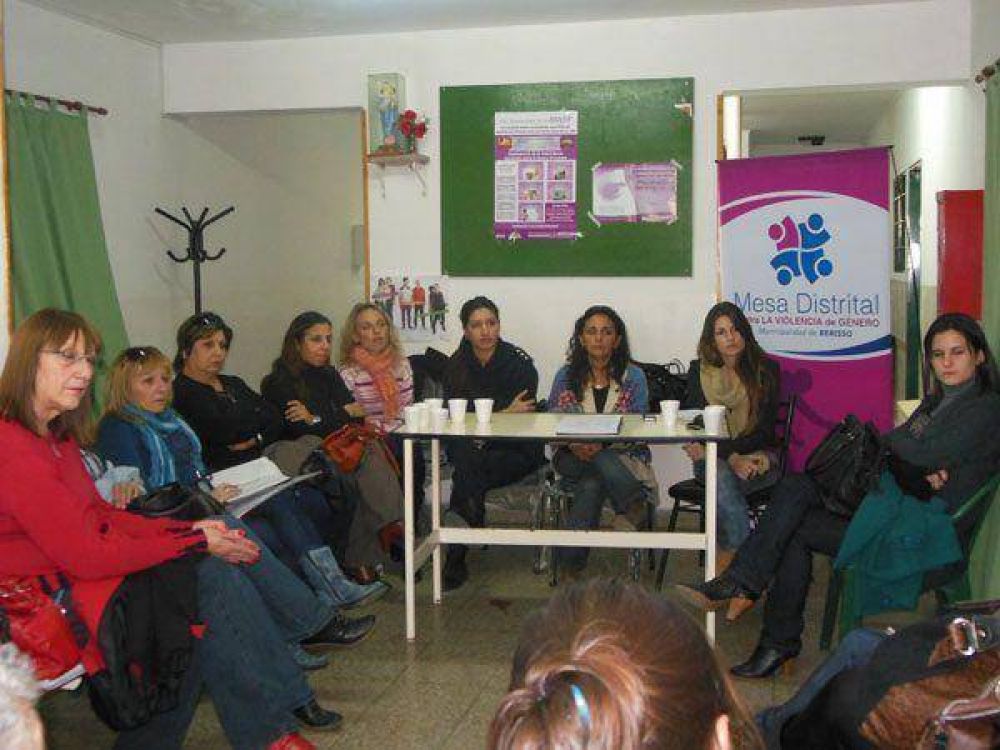 Contin�an los encuentros de la Masa Distrital contra la Violencia de G�nero