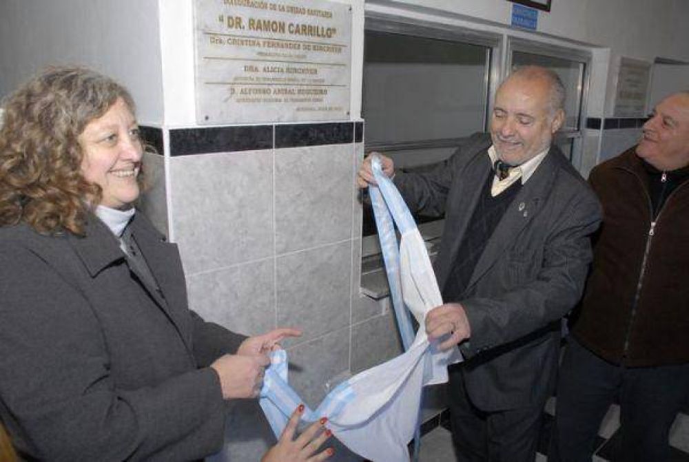 Regueiro inaugur� nueva unidad sanitaria