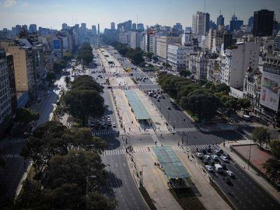 Macri quiere el Metrobus en Provincia y critica: "Ellos est�n medio lentejas"