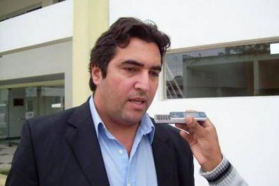 Mart�n Hern�ndez dijo que "la denuncia medi�tica de Gonz�lez no sirve" 
