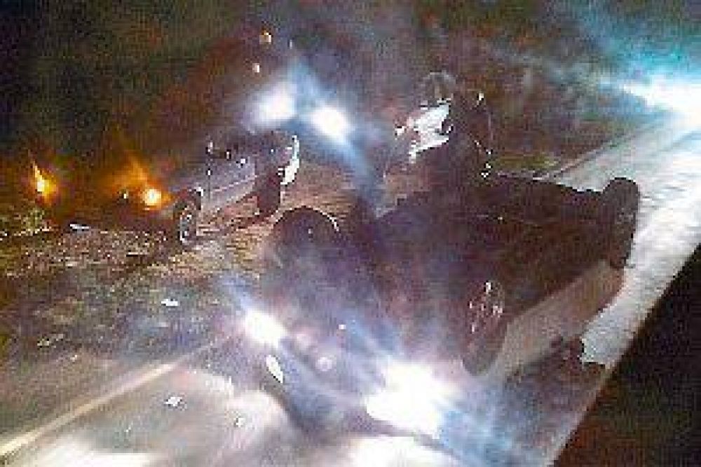 Choques, vuelcos y derrapes, dejaron decenas de heridos