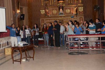 El s�bado habr� una vigilia en Santiago en uni�n con el Papa Francisco