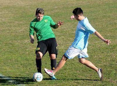 Aldosivi prob� variantes ante un rival inferior