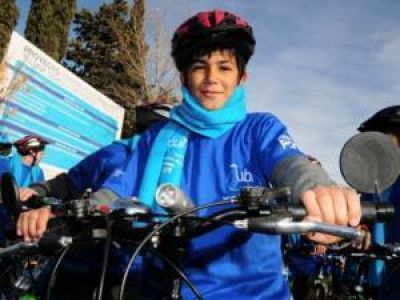Los alumnos de dos escuelas de La Ribera ya tienen sus bicis