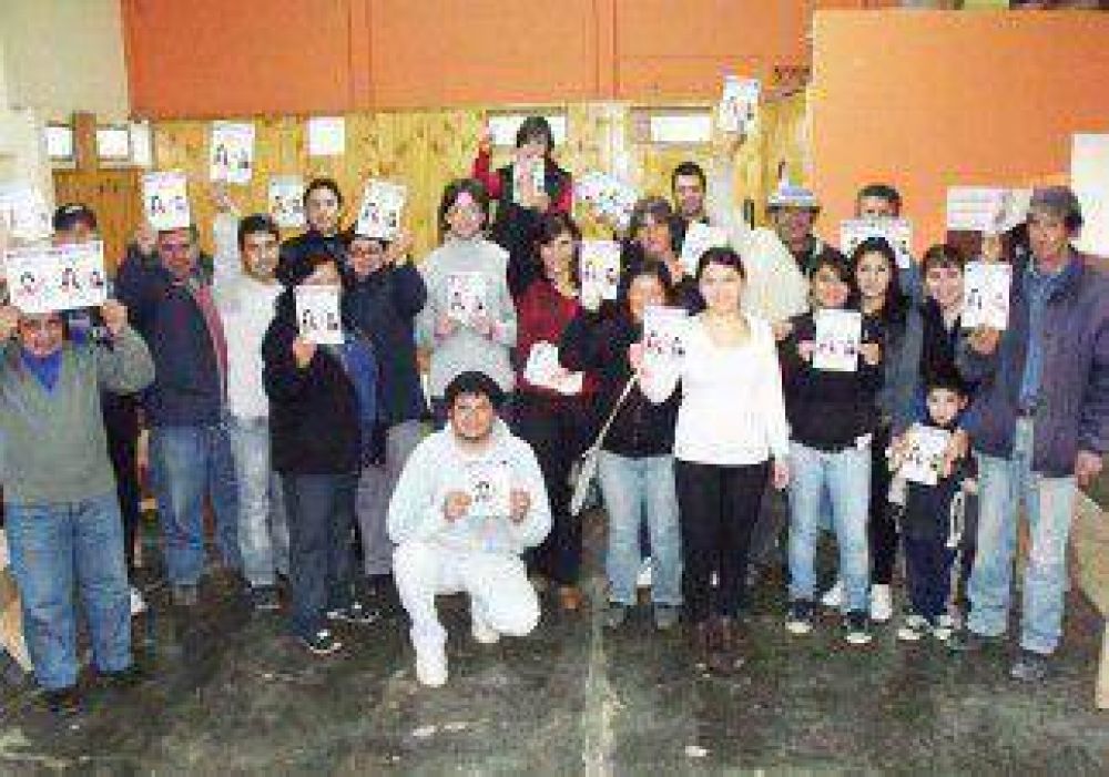 Frente Progresista Sur busca apoyo del centro neuquino 