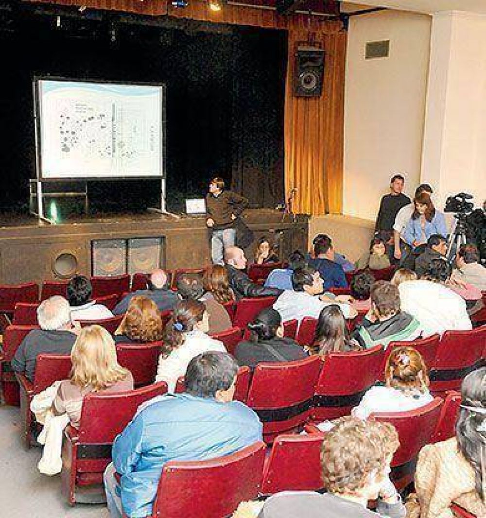 Mejorar�n la peatonal del Parque Oliver