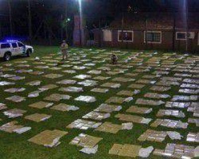 Persecuci�n de la Federal para atrapar a narco que hu�a con 1 kilo de coca�na