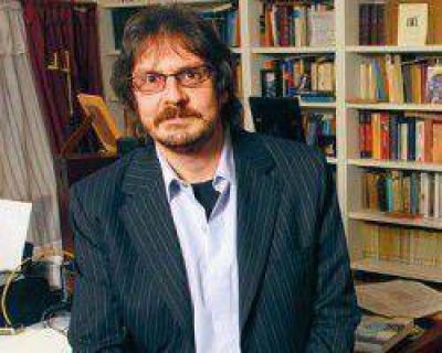 El historiador Felipe Pigna disert� en San Juan sobre �30 a�os de Democracia y los desaf�os del futuro�