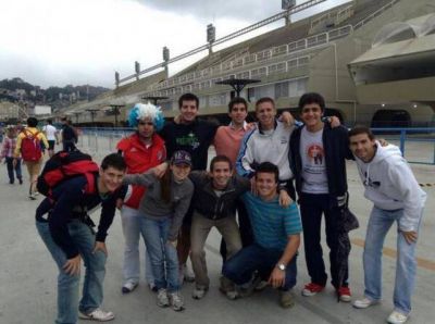 Los tucumanos amanecieron en la Catedral para ver al Papa