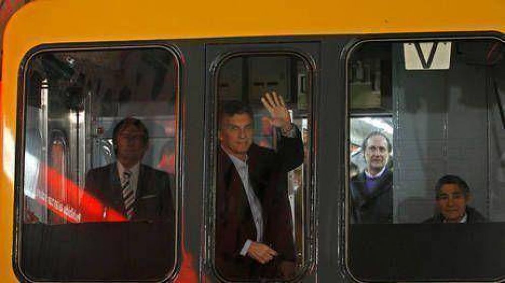 Macri les pidi� a los metrodelegados que �colaboren� y los acus� de �hacer pol�tica a costa de la gente�