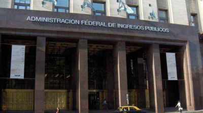 La AFIP analiza los pases de numerosos futbolistas