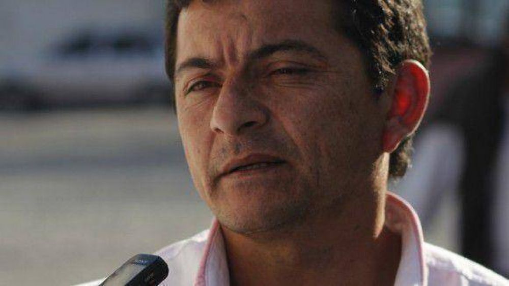 Hoy se define si el �Pulguita� jugar� en Estudiantes o no