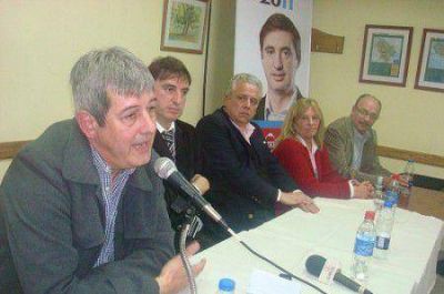 Carlos Pedro P�rez, �De acuerdo a nuestras propias encuestas, estamos muy bien posicionados�
