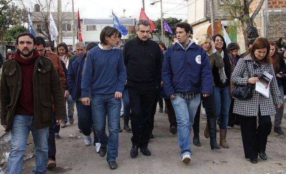 Rossi, �lvarez Rodr�guez y Grosso acompa�aron a Hern�n Letcher