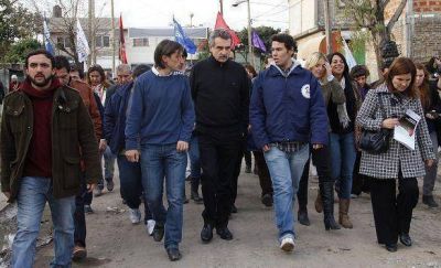 Rossi, �lvarez Rodr�guez y Grosso acompa�aron a Hern�n Letcher