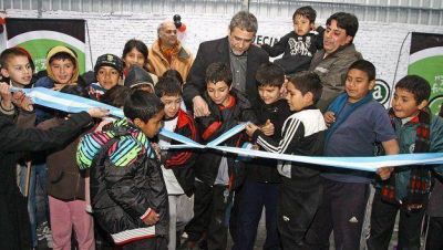 Avellaneda: se inauguraron obras en el club �El Futuro� de Wilde