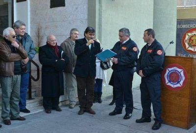Quilmes: dos nuevas unidades m�viles de bomberos para el distrito