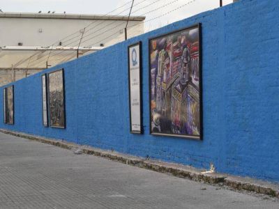 M�s murales en los paredones de la ciudad