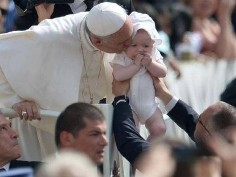 Por el Papa, la mayor�a de los bahienses elige ponerle �Francisco� a sus hijos