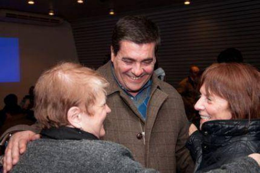 Pagni: �Son incapaces para manejar el tema de la seguridad� 