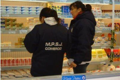 Direcci�n de comercio capacita a su personal